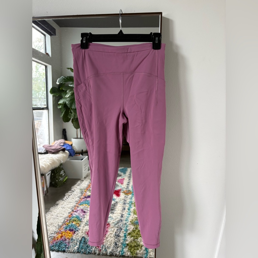 Lululemon Fast and Free High-Rise Leggings With Pockets - Size 8